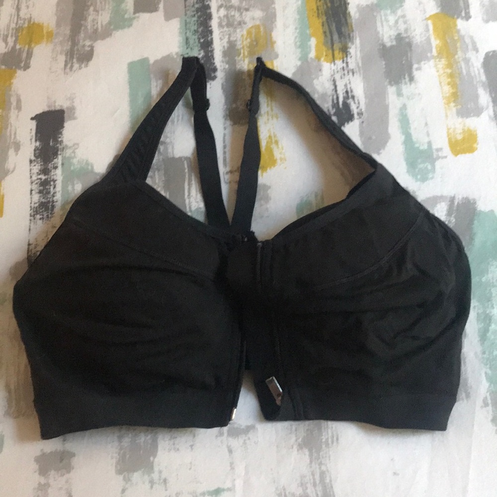 VSX sports bra 34D